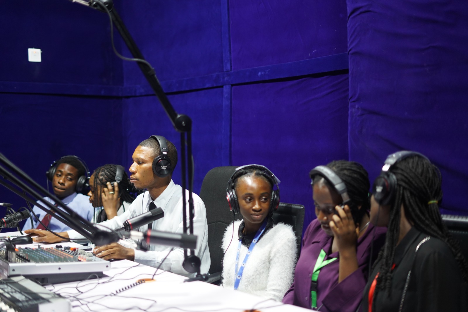 Broadcasting in studio during a radio presentation